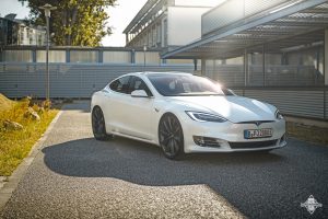Diesen Tesla kann man in Berlin mieten