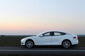 Tesla Model S Mitwagen